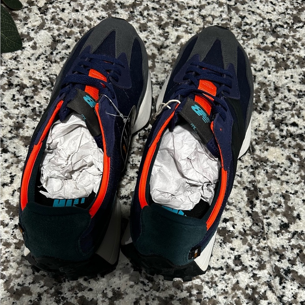 NWT New Balance 327’ Lagoon Storm Blue Shoes Sz 11. - Picture 15 of 16